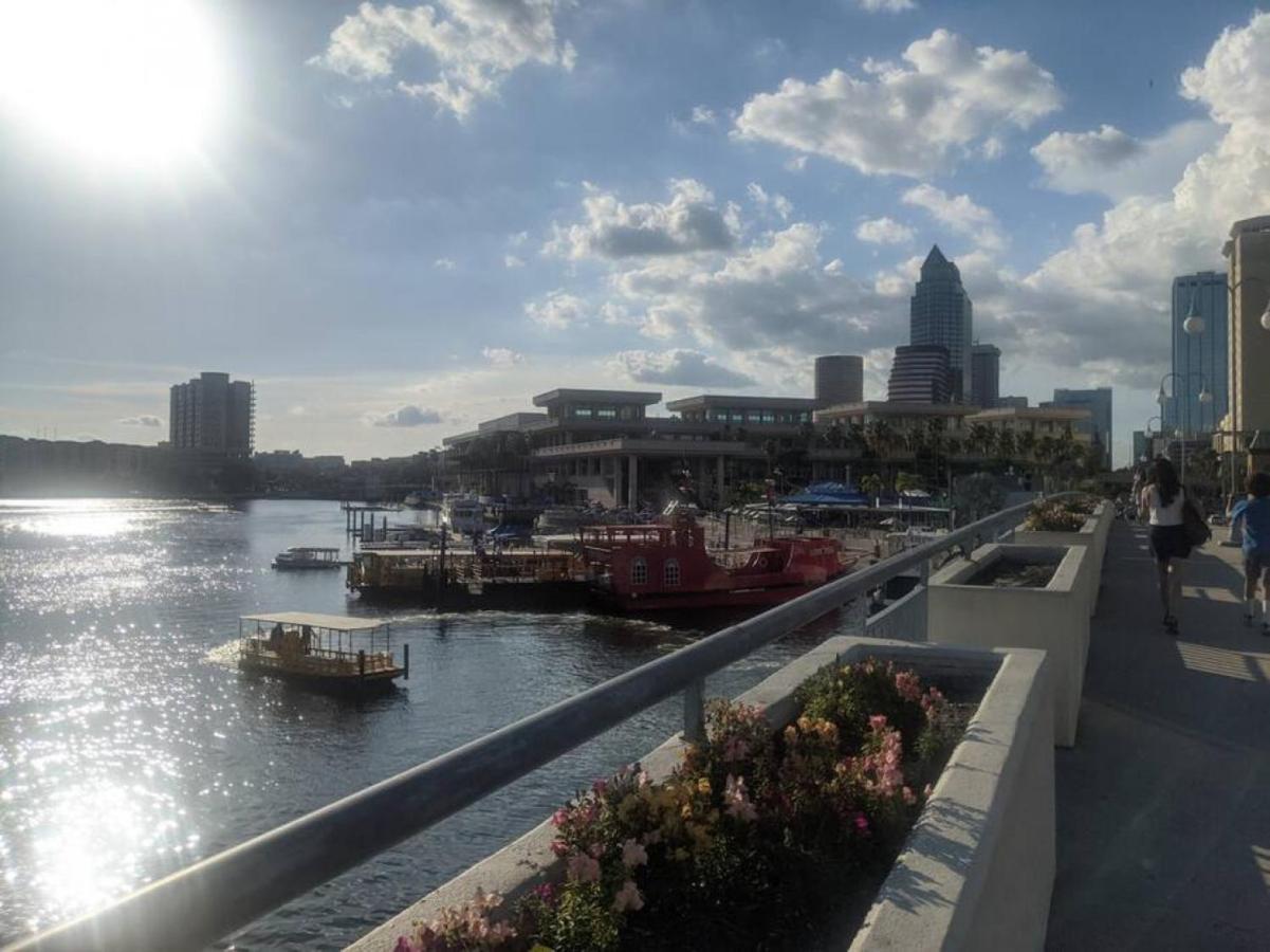Wake Up To Ocean Views From Your Private Balcony Tampa Exterior photo