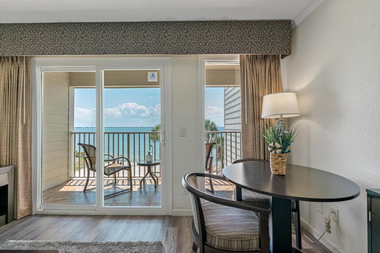 Wake Up To Ocean Views From Your Private Balcony Tampa Exterior photo