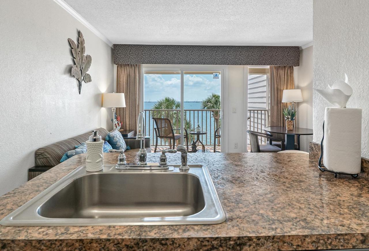 Wake Up To Ocean Views From Your Private Balcony Tampa Exterior photo