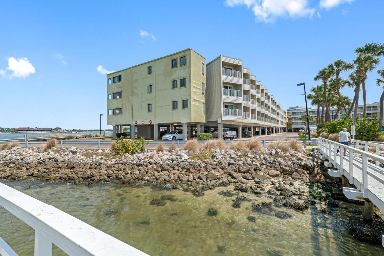 Wake Up To Ocean Views From Your Private Balcony Tampa Exterior photo