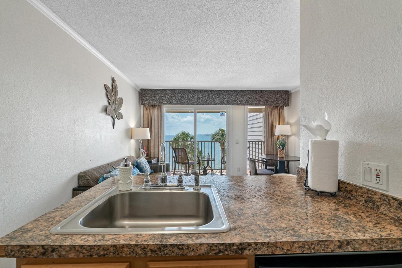 Wake Up To Ocean Views From Your Private Balcony Tampa Exterior photo