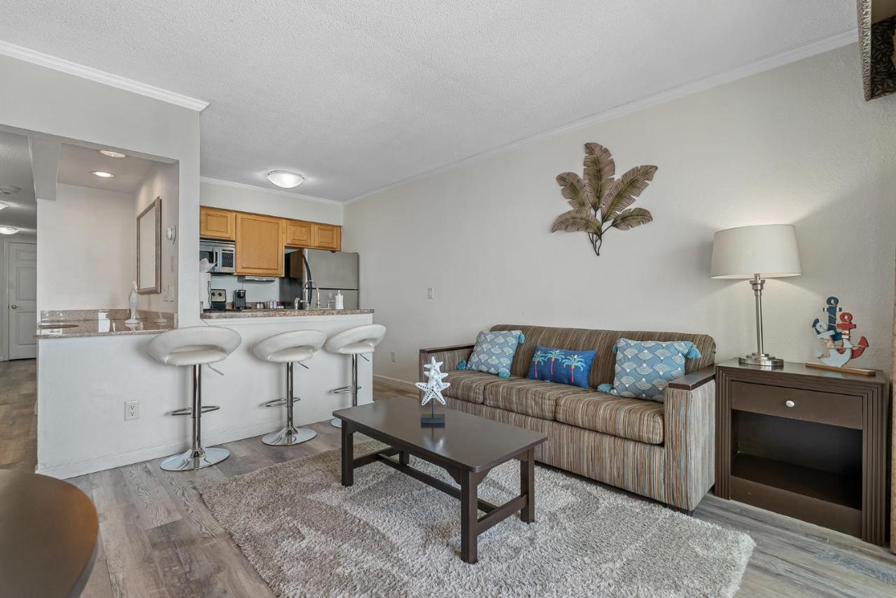 Wake Up To Ocean Views From Your Private Balcony Tampa Exterior photo