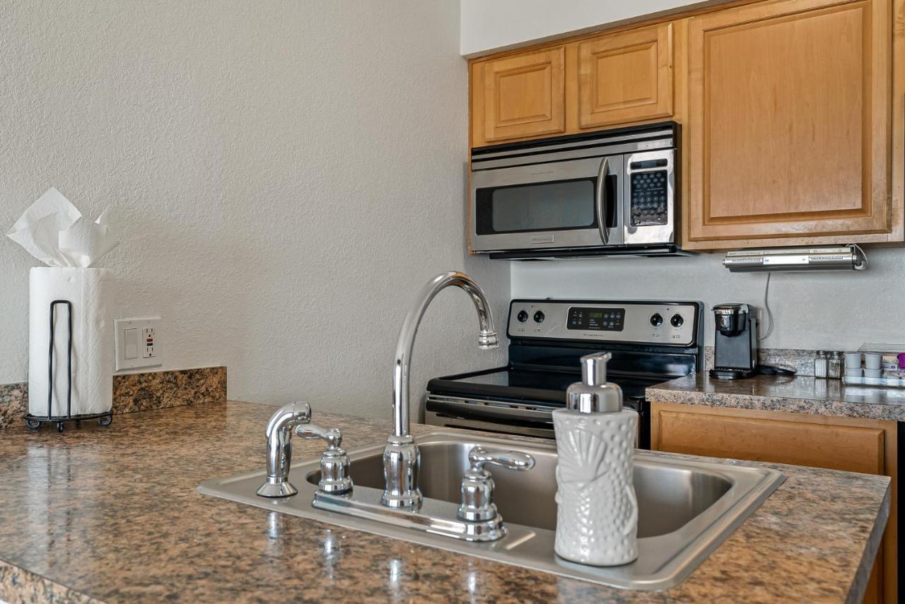 Wake Up To Ocean Views From Your Private Balcony Tampa Exterior photo