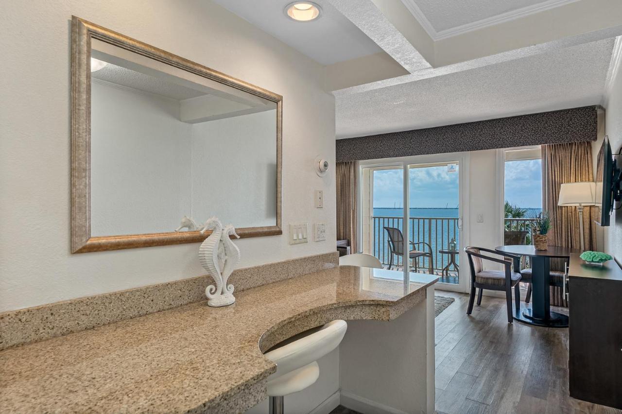 Wake Up To Ocean Views From Your Private Balcony Tampa Exterior photo